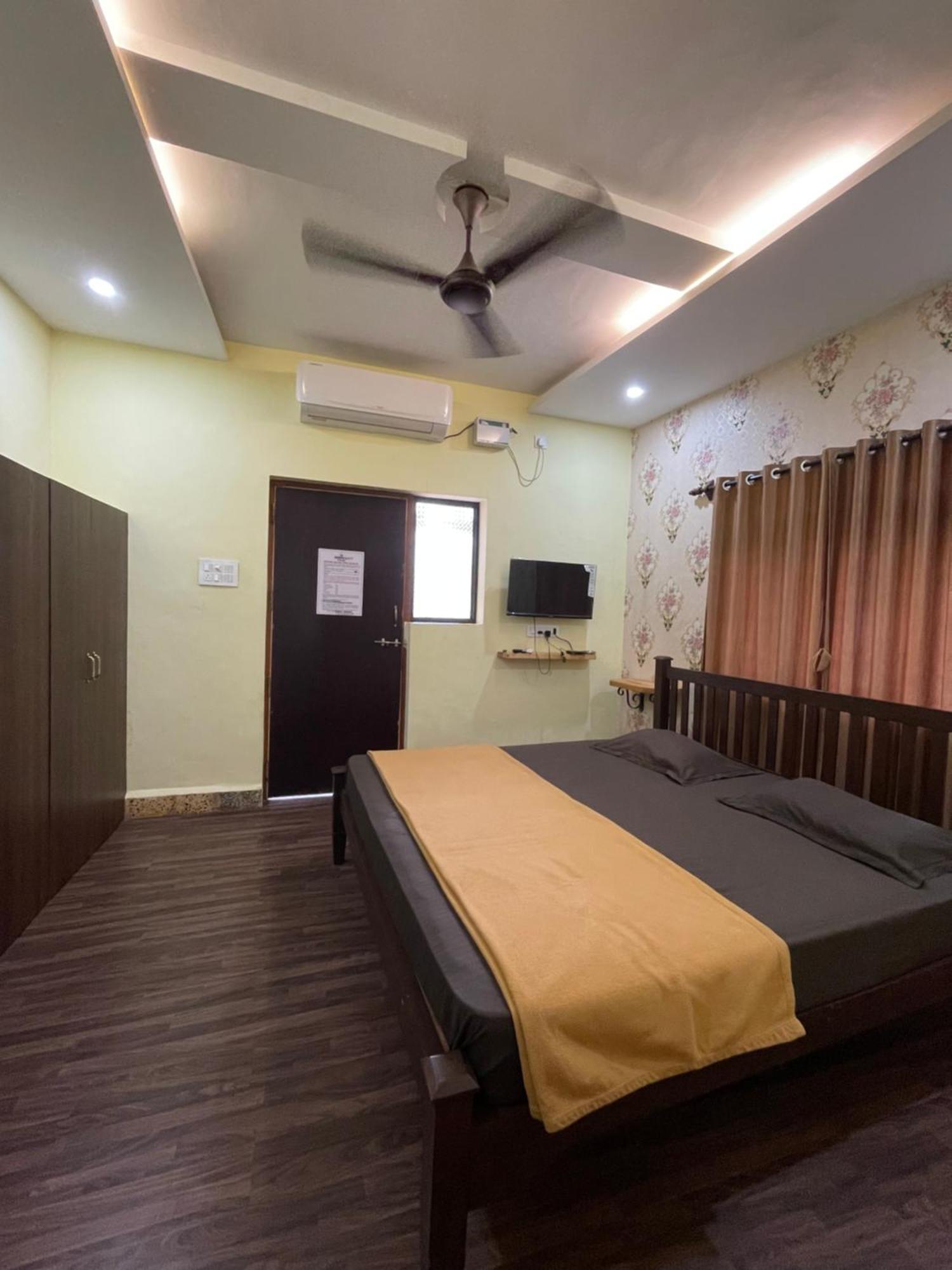 Dhruv Guest House Calangute Luaran gambar